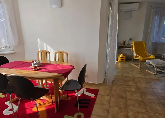 In Under The Zobor-hill شقة نيترا